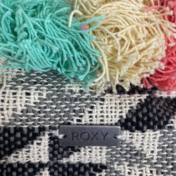 ROXY Pom Pom Aztec Dreamscape Purse Tote Beach Vacation Bag Woven - Picture 5 of 13